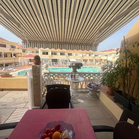 Cozy Pool View Apartment H-11 Mareverde 아데제 외부 사진