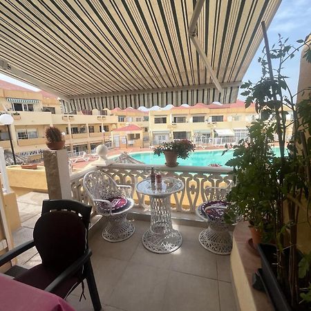 Cozy Pool View Apartment H-11 Mareverde 아데제 외부 사진