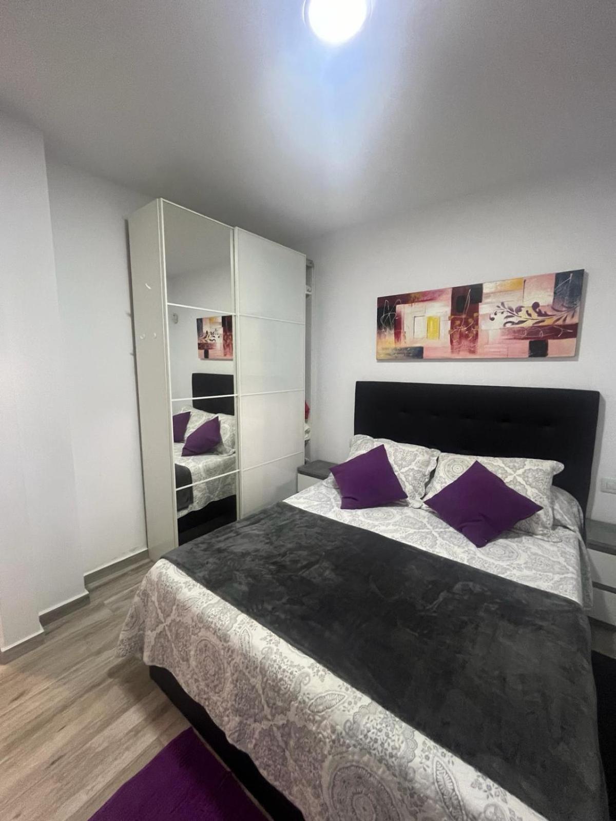 Cozy Pool View Apartment H-11 Mareverde 아데제 외부 사진